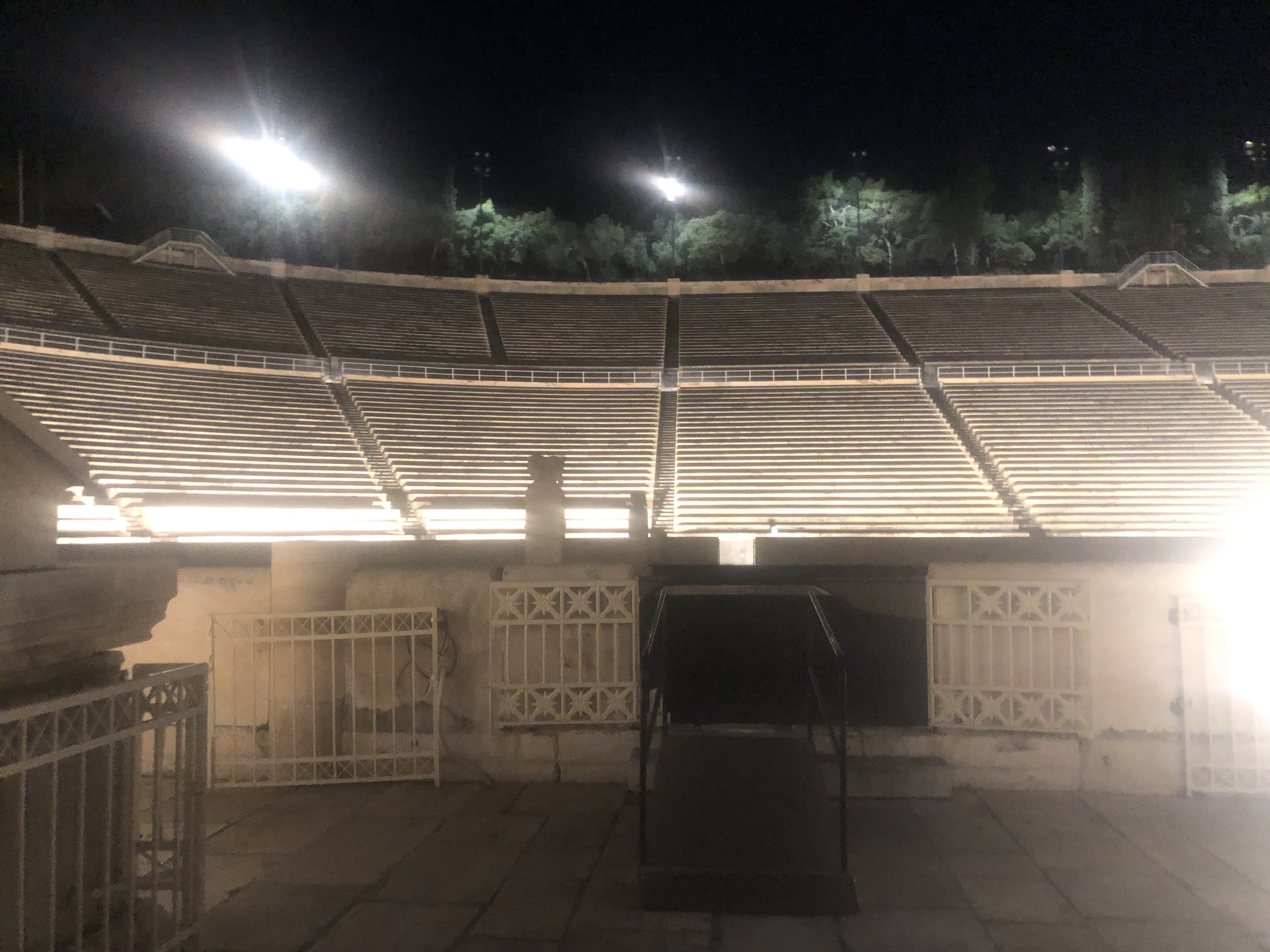 Αθλητικές εγκαταστάσεις 1